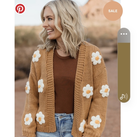 love olive co Sweaters - Love olive co daisy cardigan